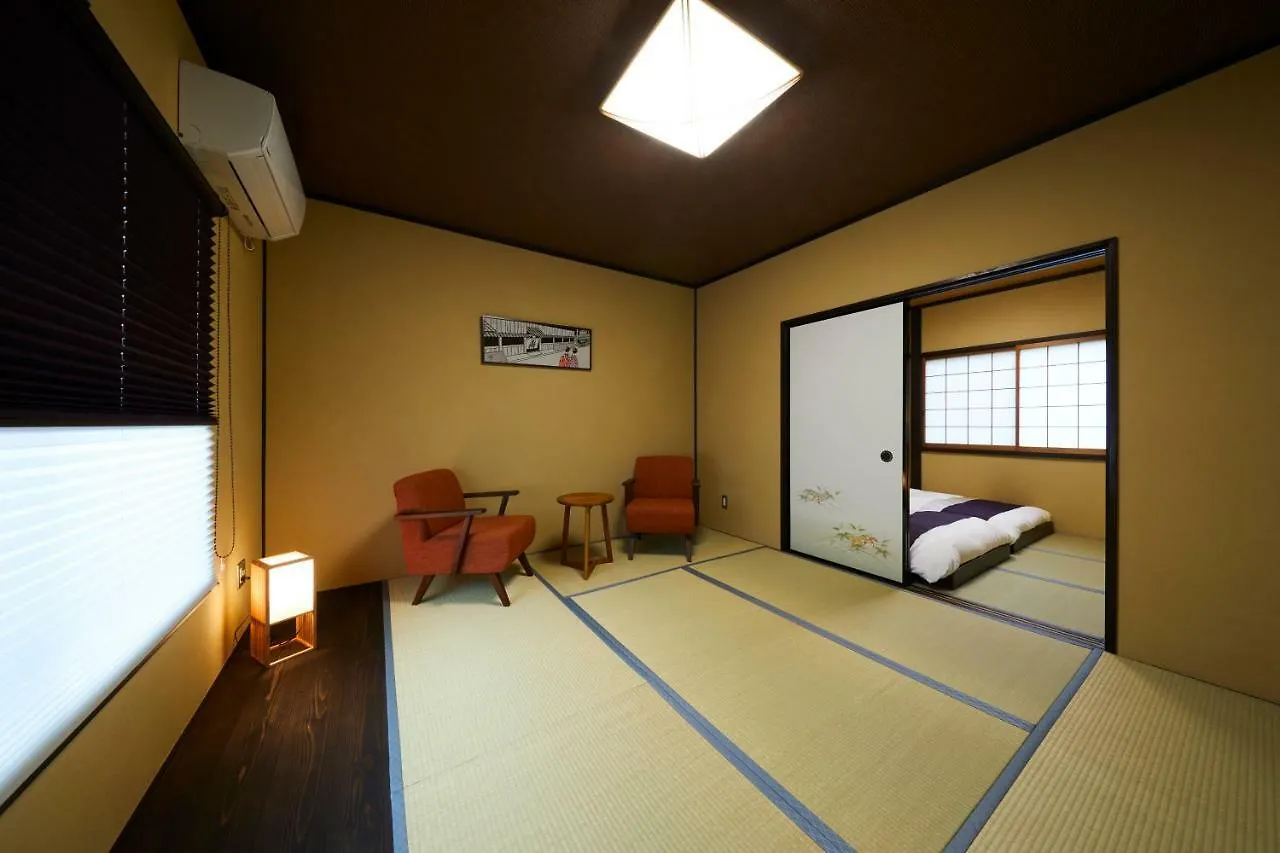 Rinn Yasaka Kodaiji Kyoto 0*,  Japan